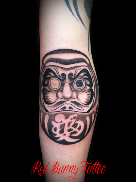 _}@^gD[fUC japan daruma tattoo